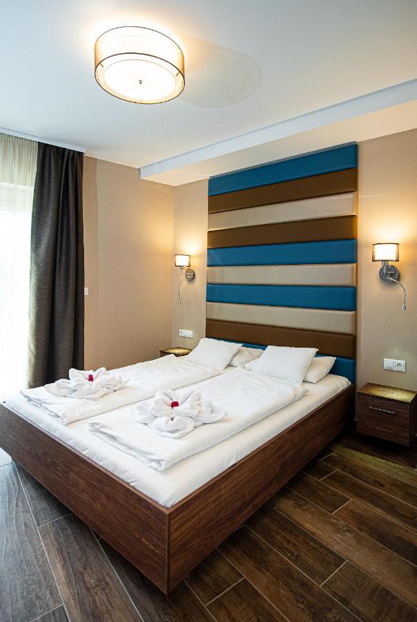 Aranyszarvas Panzio, Etterem Es Grillterasz Apartment Exterior photo